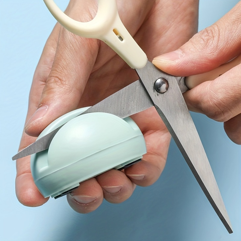 Kitchen Gadgets That Are Useful - 1pc Mini Cartoon Frog Knife Sharpener